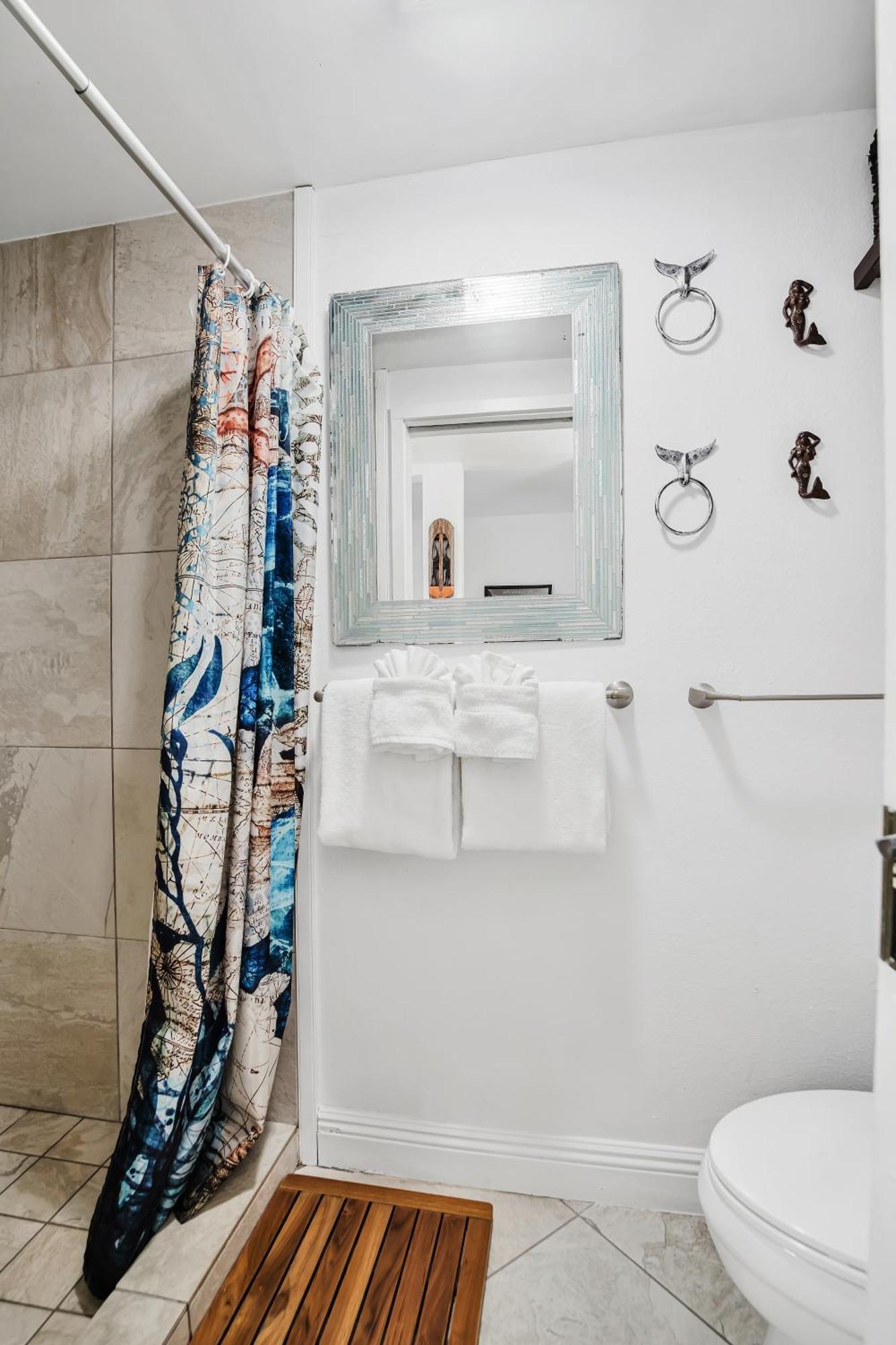 Downtown Hawaiian Paradise Condo With Hot Tub, Pool & Beach - Kona Islander Inn ไคลัวโคนา ภายนอก รูปภาพ